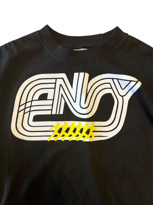 BLACK ANY RACER TEE